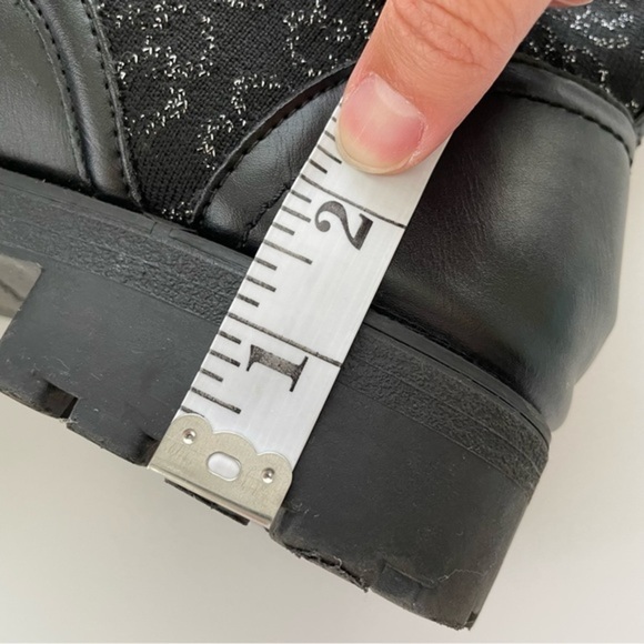 Daisy Fuentes Women's Black Combat Boots Size 11 - Picture 4 of 9